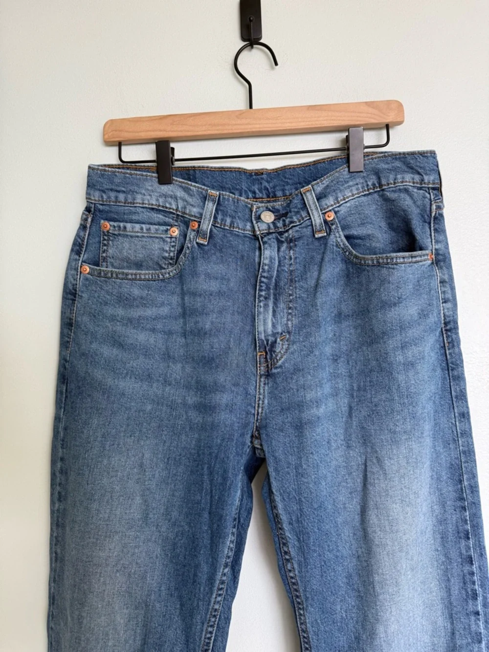 Levis levi’s leg